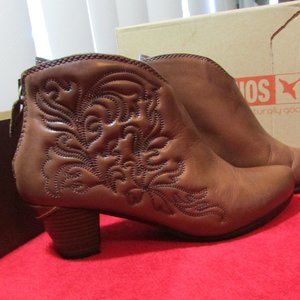 Pikolinos Cuero Embroidered Brown Leather Ankle Boots Spain